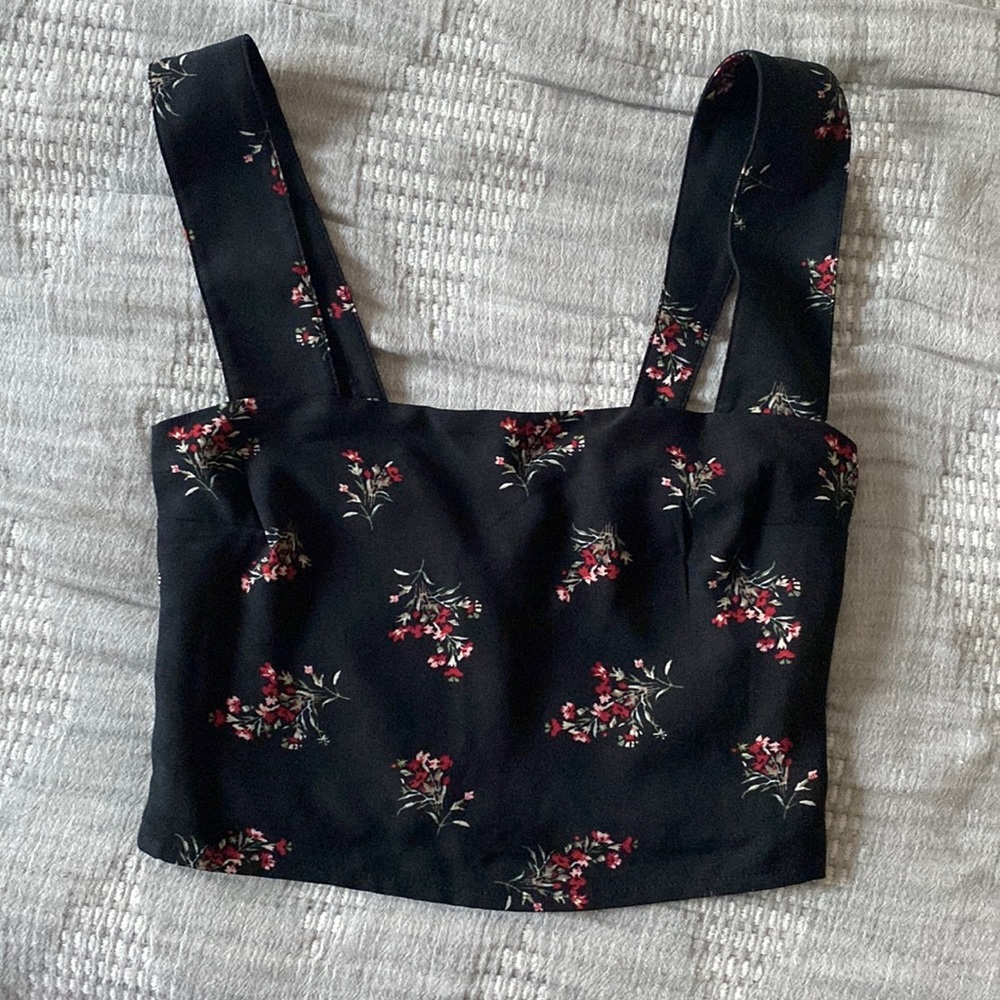 Cropped tank top